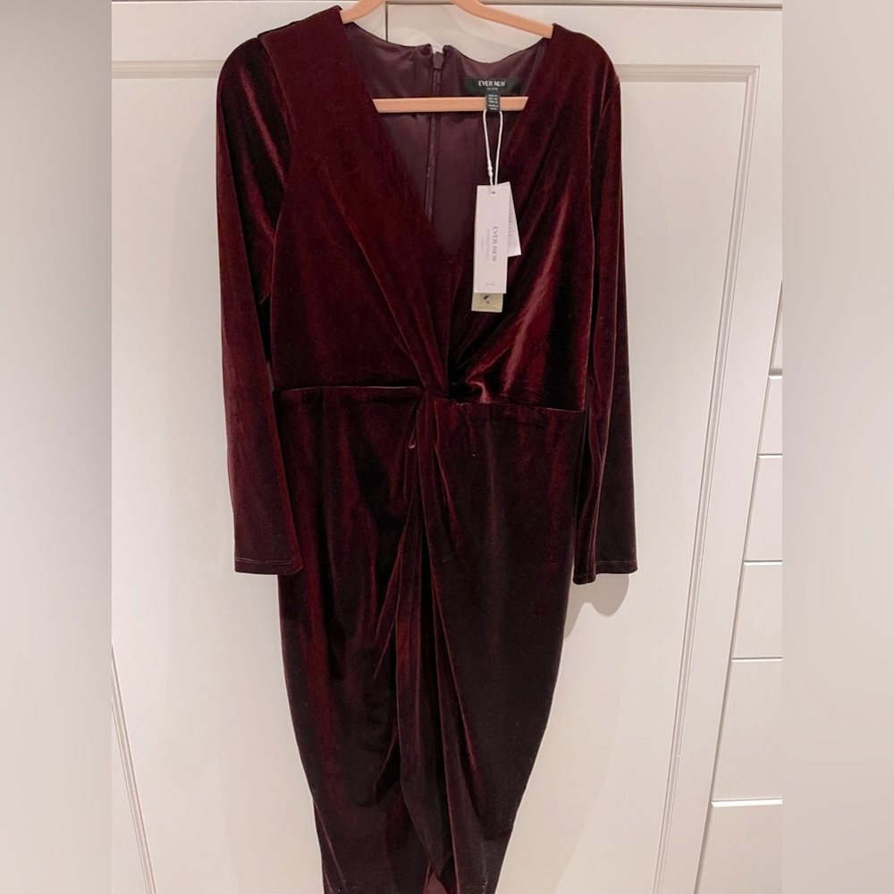 Ever New Burgundy Velvet Twist-Front Long Sleeve Dress